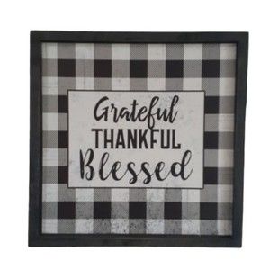 Farmhouse Wooden Black White Buffalo Check Grateful Thankful Blessed Wall Decor‎